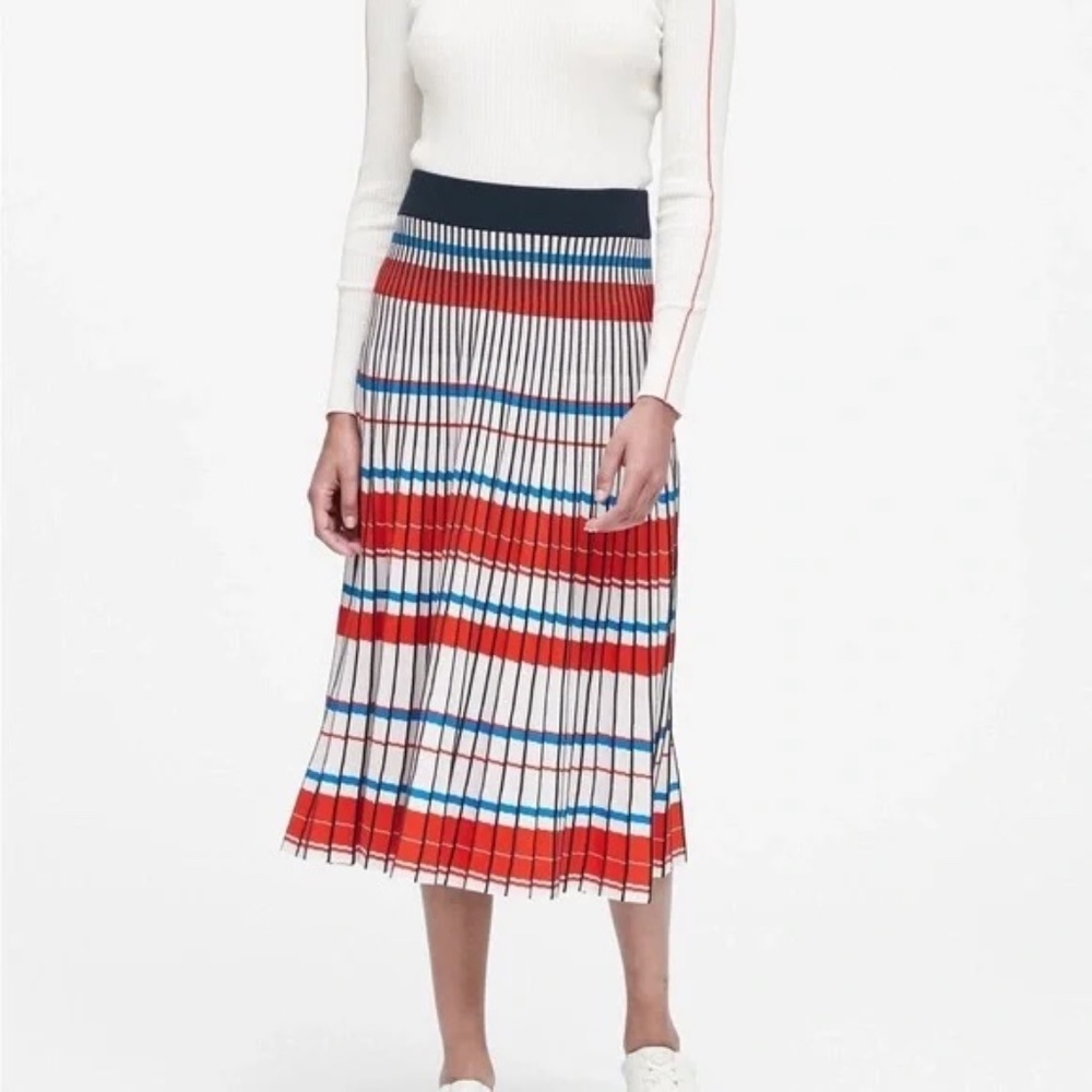 Banana Republic - Pleated Knit Midi Skirt Striped - Sz L